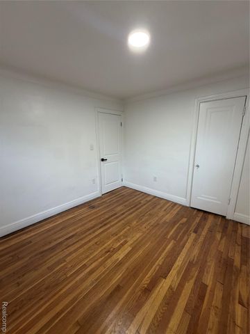 17545 Pennington Drive, Detroit, MI 48221