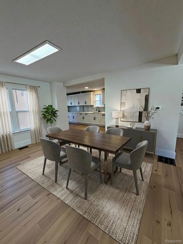 17545 Pennington Drive, Detroit, MI 48221