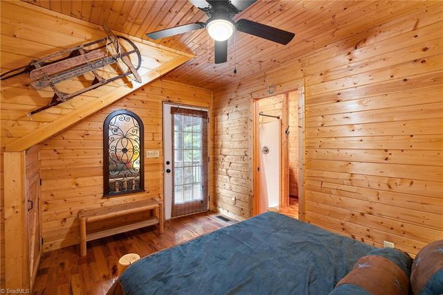 1158 Staghorn Road, Purlear, NC 28665