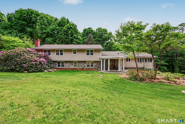 16 Shady Lane, Redding, CT 06896