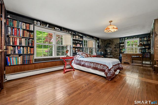 16 Shady Lane, Redding, CT 06896