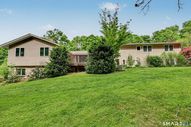 16 Shady Lane, Redding, CT 06896
