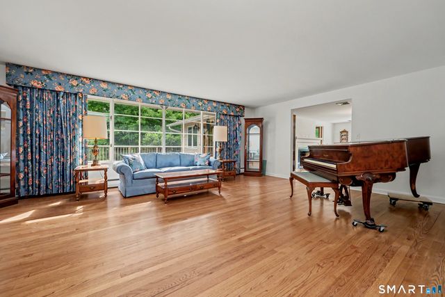 16 Shady Lane, Redding, CT 06896