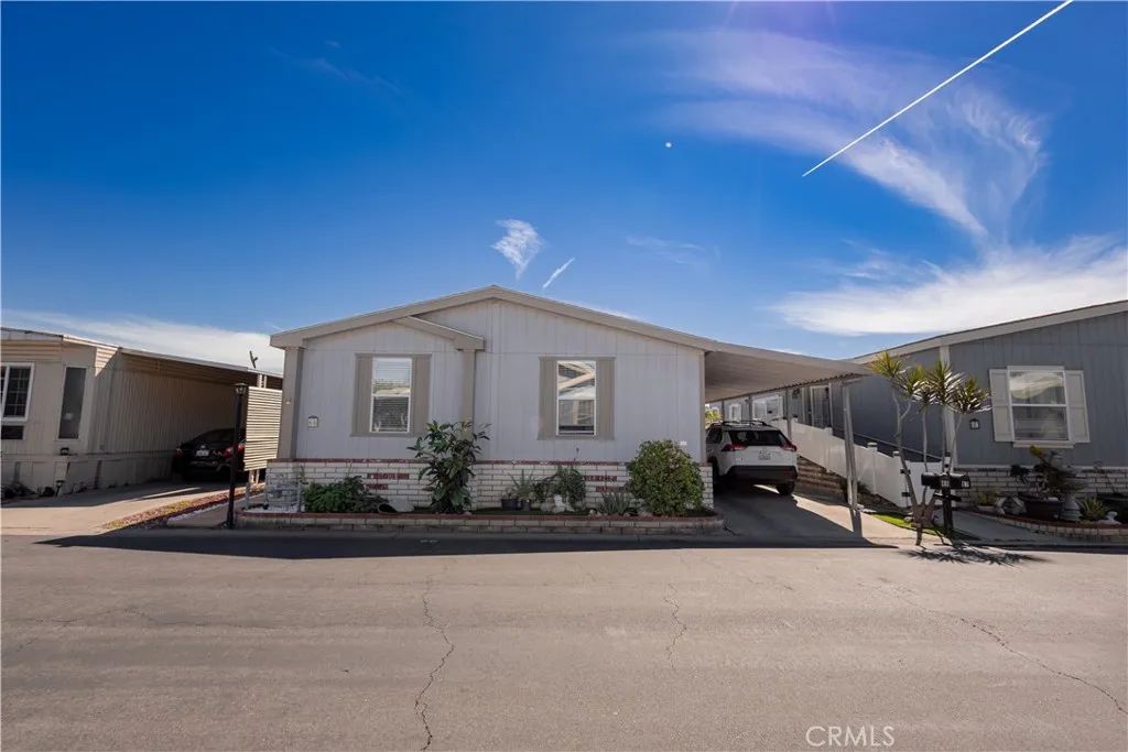 2300 S Lewis 66, Anaheim, CA 92802