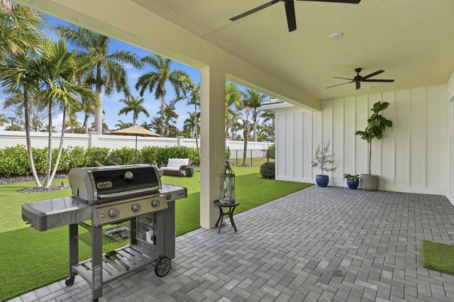 12176 Waterstone Circle, Palm Beach Gardens, FL 33412