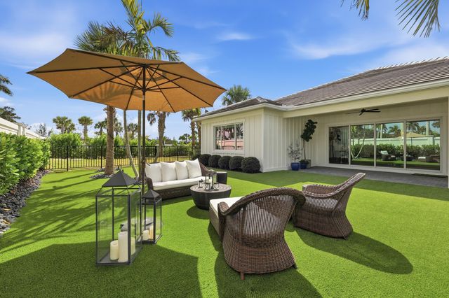 12176 Waterstone Circle, Palm Beach Gardens, FL 33412