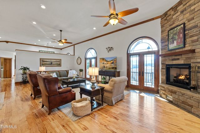 3706 Salem Rd, Parrottsville, TN 37843