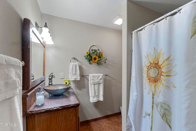 3706 Salem Rd, Parrottsville, TN 37843