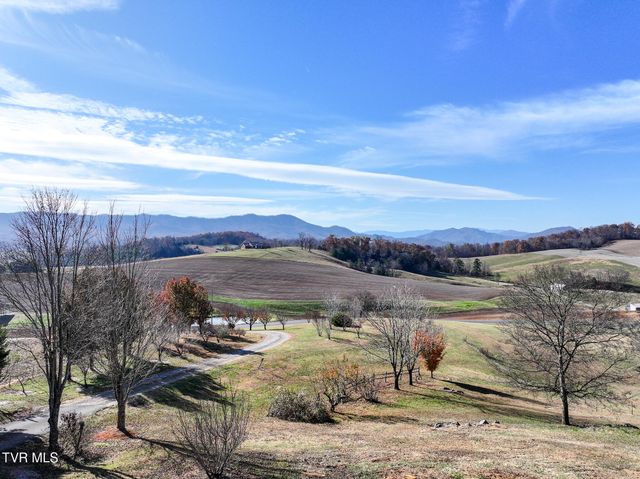 3706 Salem Rd, Parrottsville, TN 37843