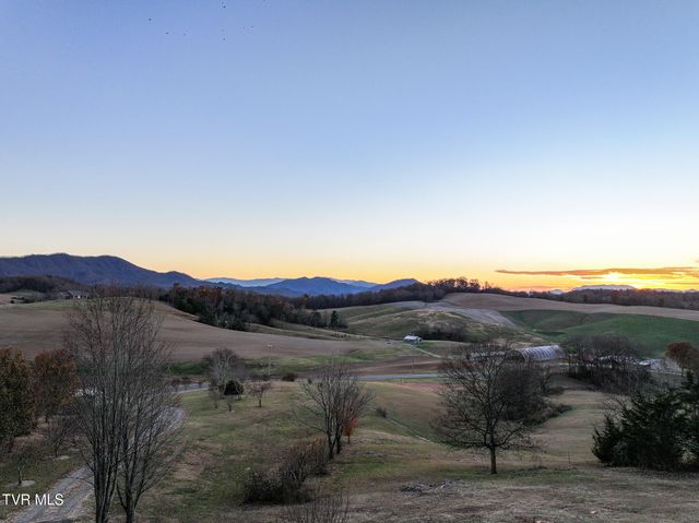 3706 Salem Rd, Parrottsville, TN 37843