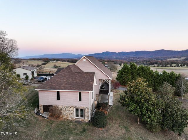 3706 Salem Rd, Parrottsville, TN 37843