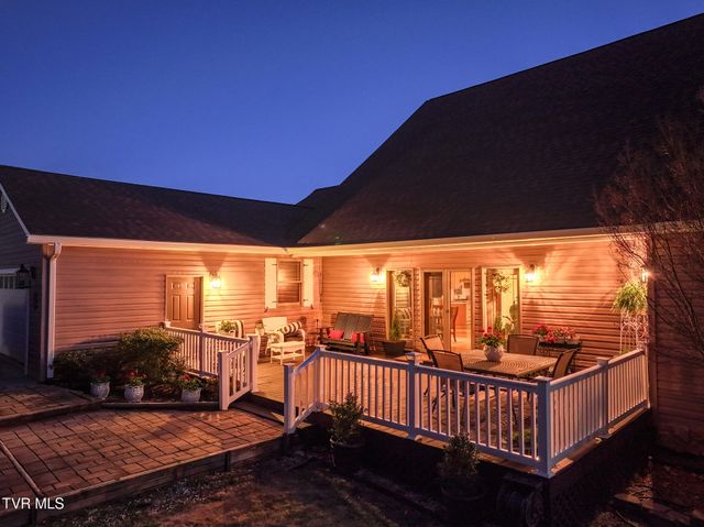 3706 Salem Rd, Parrottsville, TN 37843