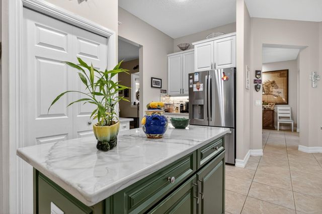 7702 SE Mammoth Drive, Hobe Sound, FL 33455