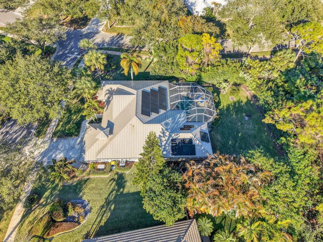 7702 SE Mammoth Drive, Hobe Sound, FL 33455