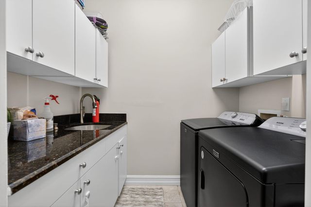 7702 SE Mammoth Drive, Hobe Sound, FL 33455