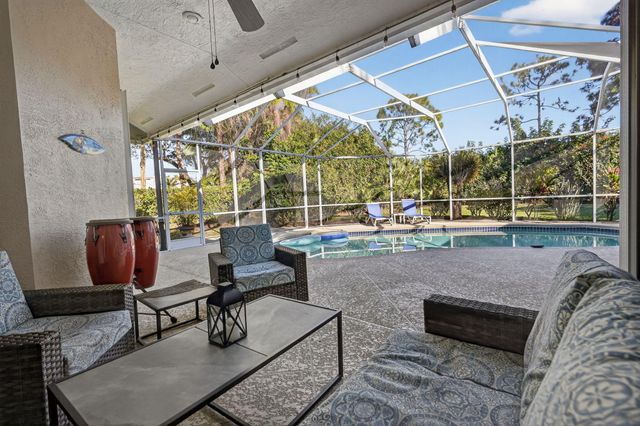 7702 SE Mammoth Drive, Hobe Sound, FL 33455