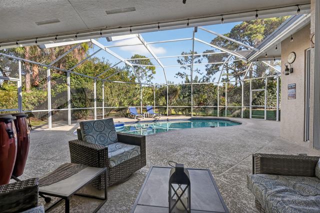 7702 SE Mammoth Drive, Hobe Sound, FL 33455