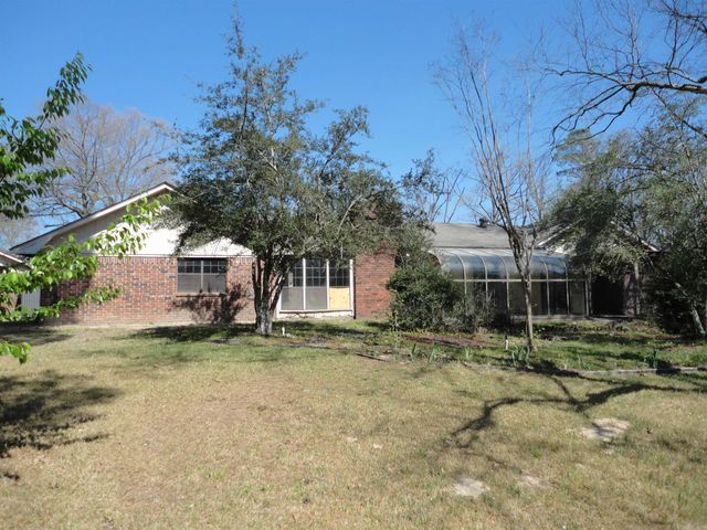 12 Regency Lane, Pine Bluff, AR 71603