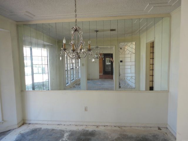 12 Regency Lane, Pine Bluff, AR 71603