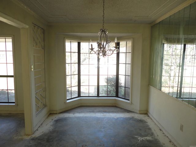 12 Regency Lane, Pine Bluff, AR 71603