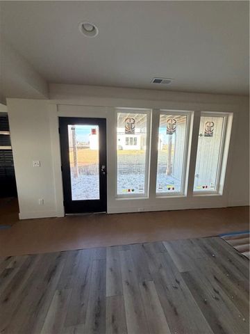 15276 W 161st Court, Olathe, KS 66062