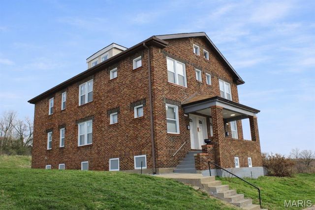 1401 E Prairie Avenue, St Louis, MO 63107