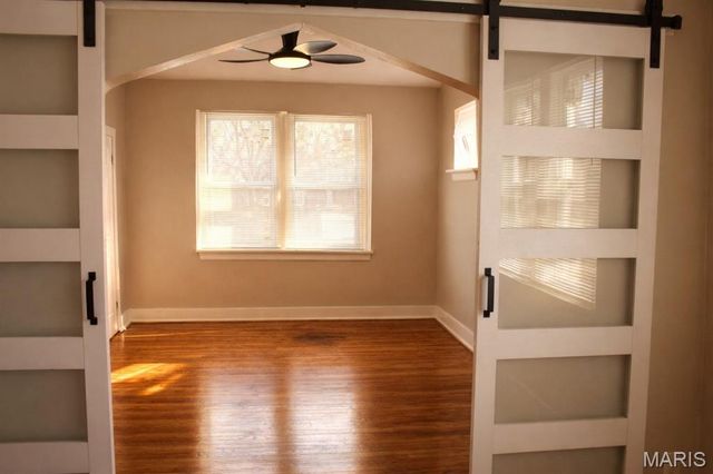 1401 E Prairie Avenue, St Louis, MO 63107