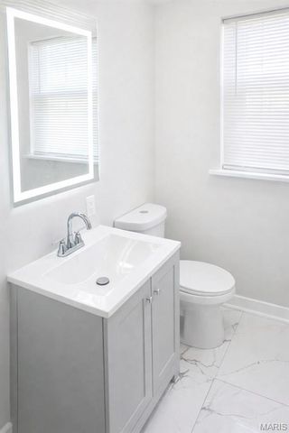 1401 E Prairie Avenue, St Louis, MO 63107