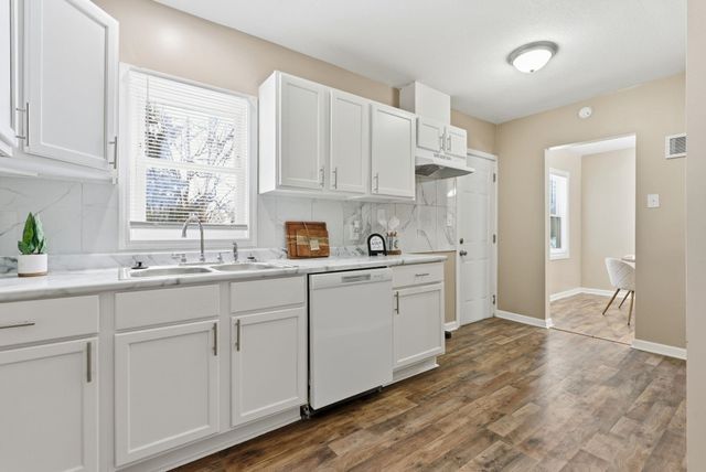 1340 N Yale Ave, Wichita, KS 67208