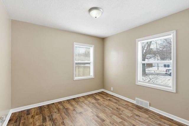 1340 N Yale Ave, Wichita, KS 67208