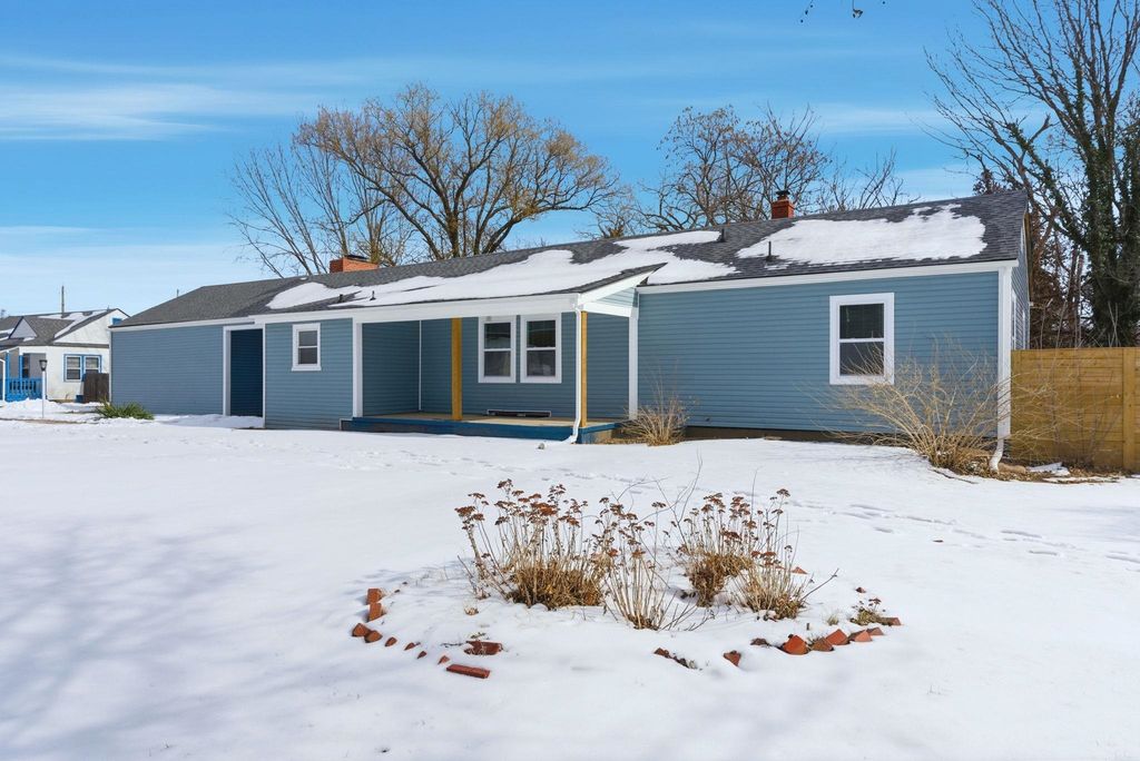 1340 N Yale Ave, Wichita, KS 67208