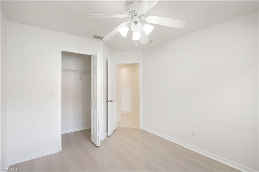 Image 21 of property listing at 5333 SW 16th PL, Cape Coral, FL 33914