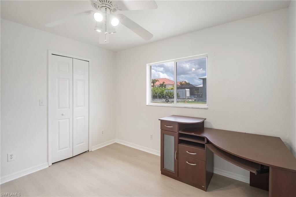 Image 26 of property listing at 5333 SW 16th PL, Cape Coral, FL 33914