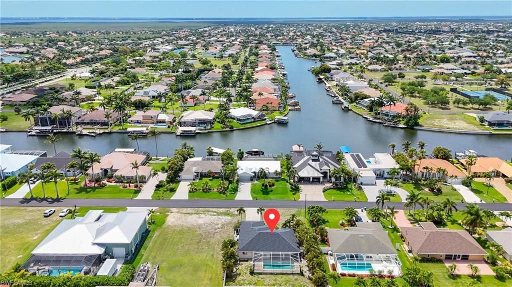 Image 41 of property listing at 5333 SW 16th PL, Cape Coral, FL 33914