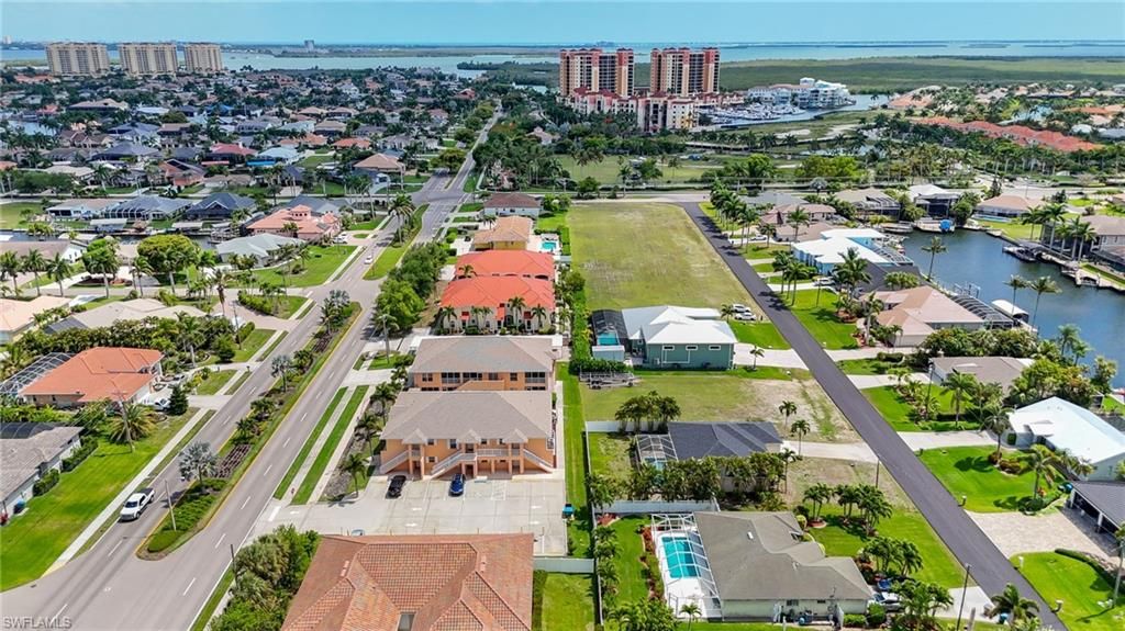 Image 44 of property listing at 5333 SW 16th PL, Cape Coral, FL 33914