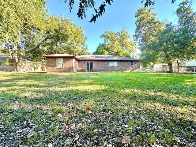 127 W Emily, Wharton, TX 77488