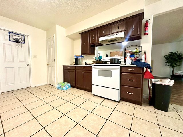 127 W Emily, Wharton, TX 77488