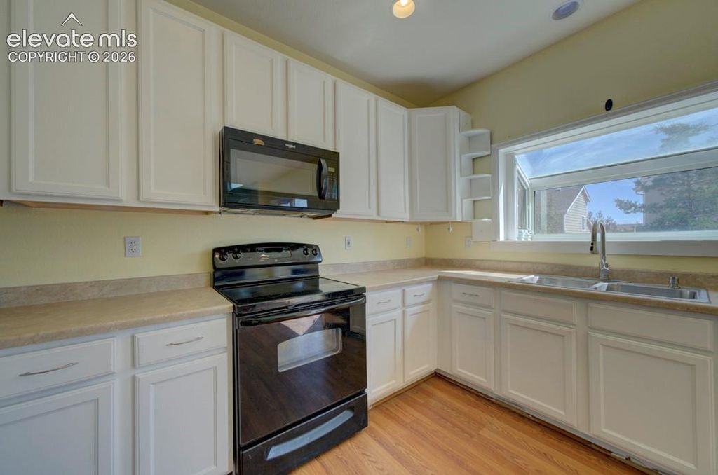 8357 Hames Drive, Colorado Springs, CO 80951 — photo 2