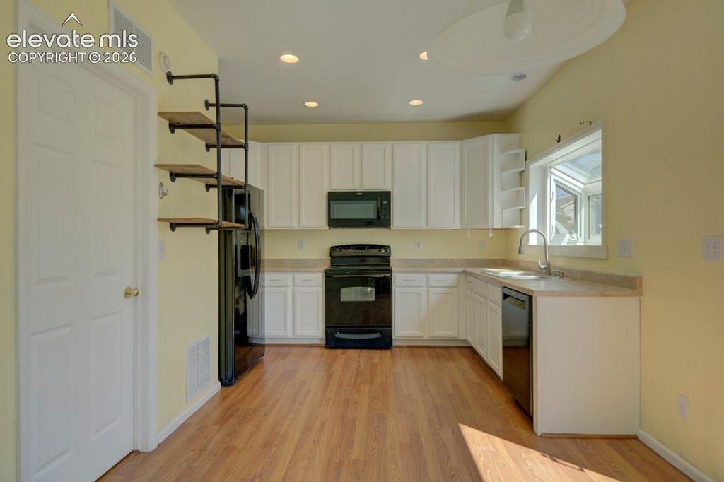 8357 Hames Drive, Colorado Springs, CO 80951 — photo 3