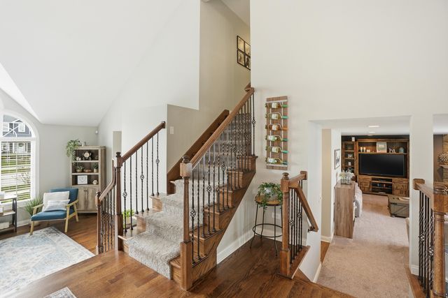 1131 Jeanne Court, Crown Point, IN 46307