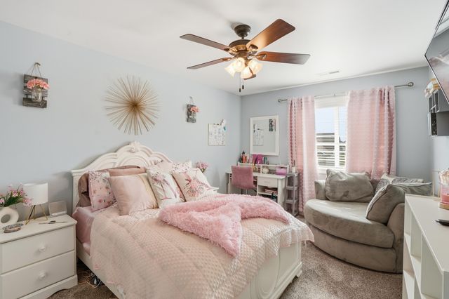 1131 Jeanne Court, Crown Point, IN 46307