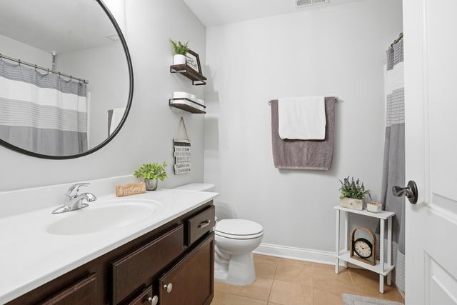 1131 Jeanne Court, Crown Point, IN 46307
