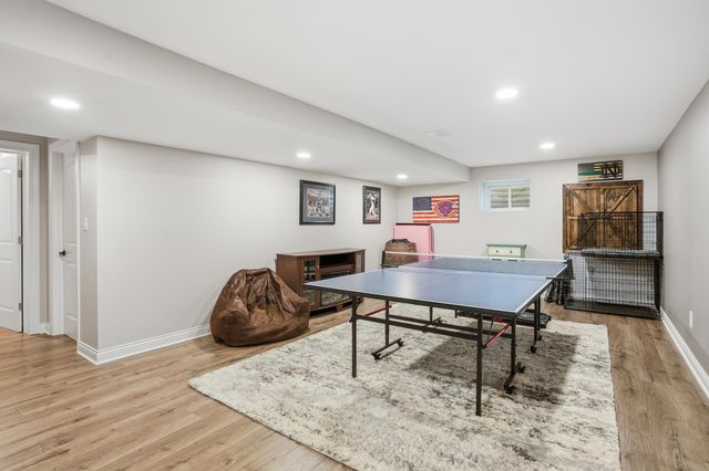 1131 Jeanne Court, Crown Point, IN 46307