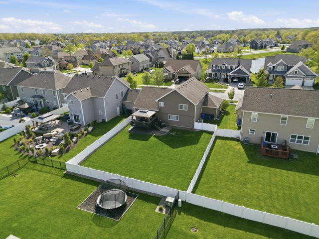 1131 Jeanne Court, Crown Point, IN 46307
