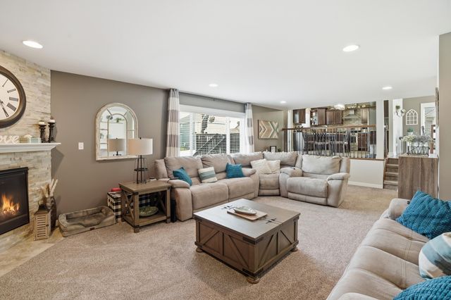 1131 Jeanne Court, Crown Point, IN 46307