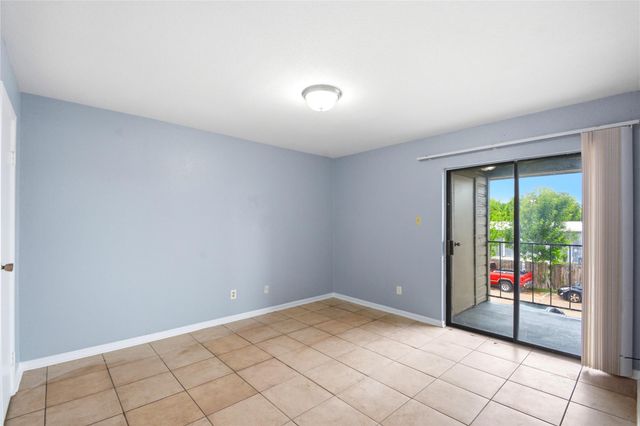 8918 Bissonnet Street 112, Houston, TX 77074
