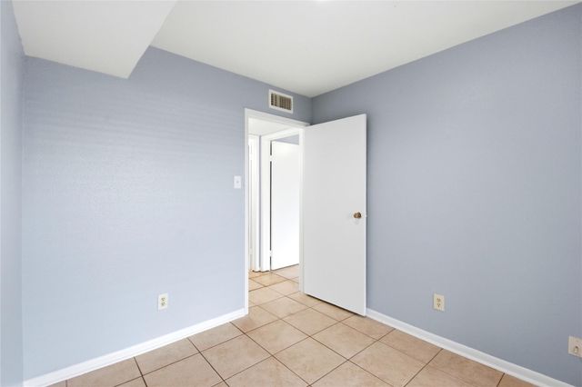 8918 Bissonnet Street 112, Houston, TX 77074