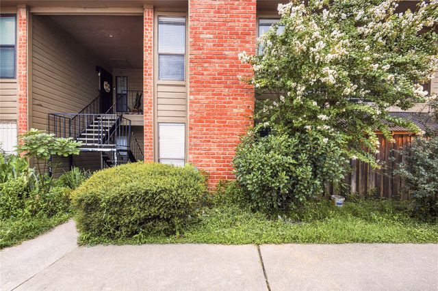 8918 Bissonnet Street 112, Houston, TX 77074