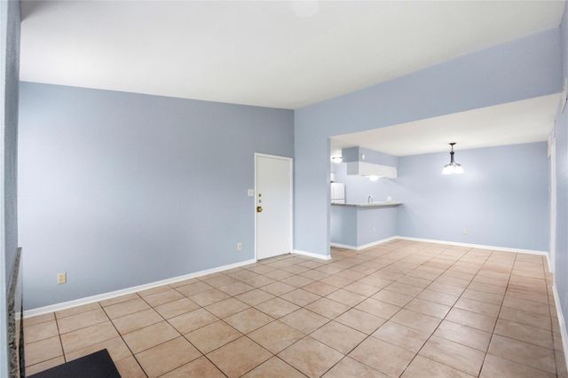 8918 Bissonnet Street 112, Houston, TX 77074