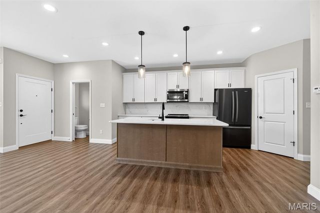 2810 McClay Road, St Charles, MO 63303